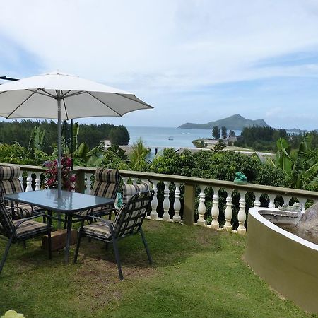 Апартаменты Hibiscus House Seychelles Self Catering Виктория Экстерьер фото